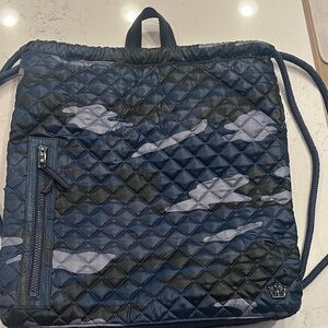 Oliver Thomas Navy Quilted Drawstring Backpack